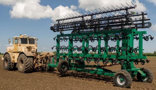 Культиватор широкозахватный сплошной прицепной КШС-12 для тракторов тягового класса 5